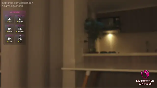 JulietteDee webcam