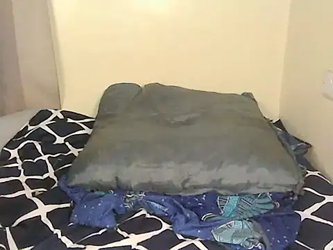 roziebeauty webcam