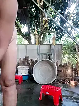 BigAss-69 webcam