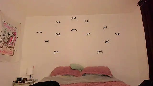 Alessamoth webcam