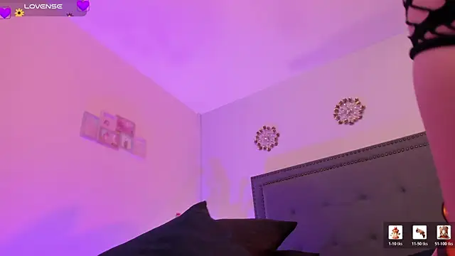 EmmilyClark webcam