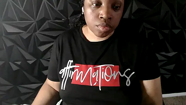 Sexymona1218 webcam