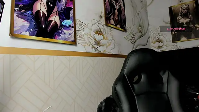 alicee__mature webcam