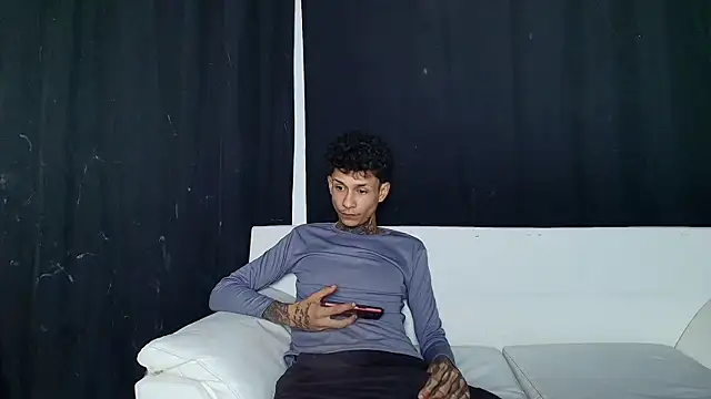 self_love46 webcam