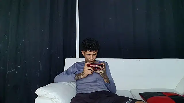 self_love46 webcam