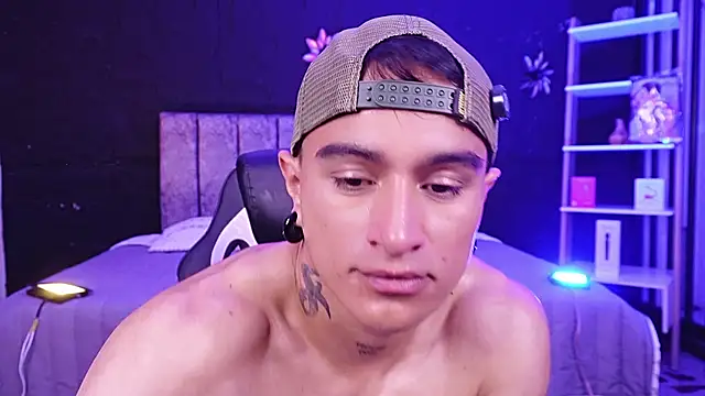 LiamDeep webcam
