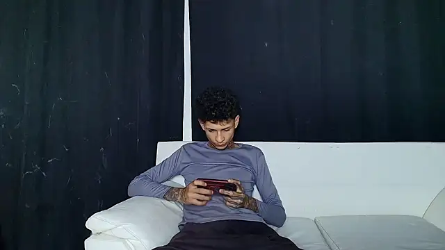 self_love46 webcam
