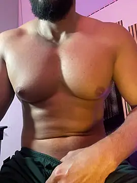magnumchris live cam on StripChat