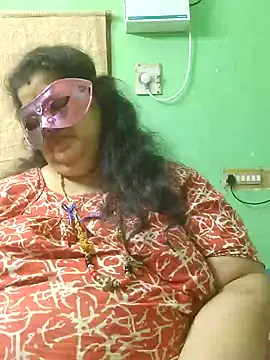 tamilthanushri live cam on StripChat