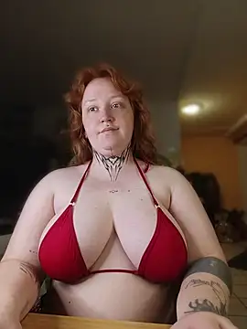 CURVYSAKURA webcam