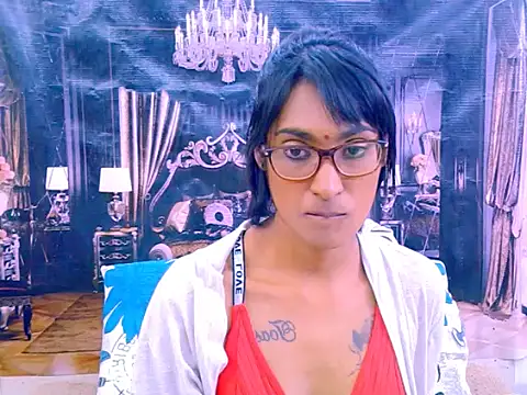 IndianRebel4u2Luv webcam