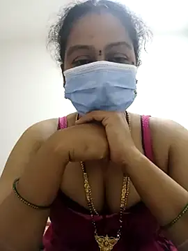 Chikki_20 webcam