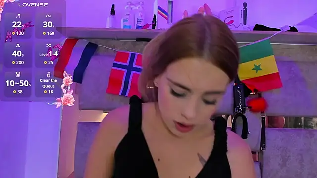Natasha-Adams webcam