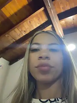 Mia_Rosee1 webcam