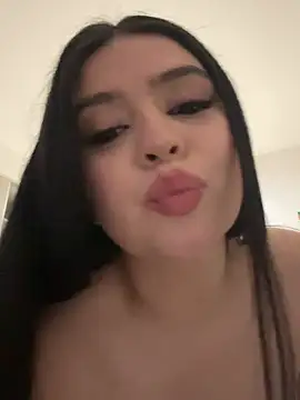 lolaaculaa webcam