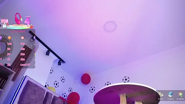 Eva__Walker's room