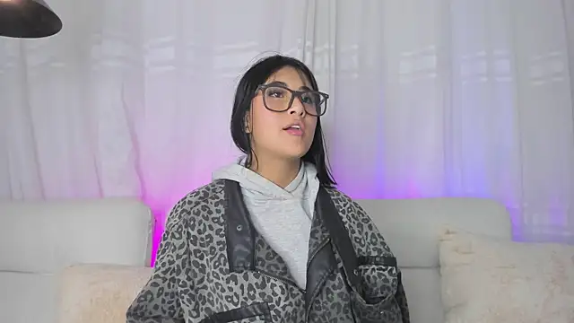 Molly_Hils789 webcam