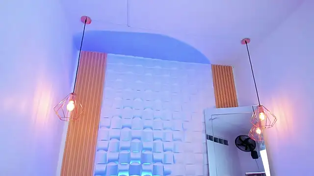 Valeryuzman_ webcam