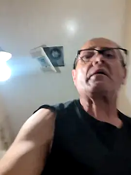 bobby69cock webcam