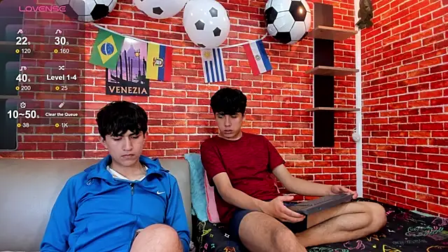 Hoot_boyss_ webcam