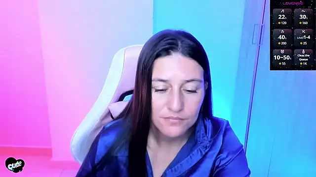 Saskyaa live cam on StripChat