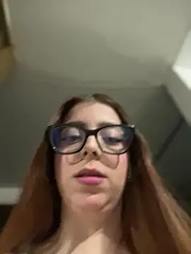 Cloew_Marz webcam