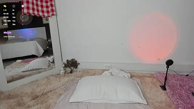 AlannaRussell_ webcam