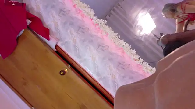 madisonjones- webcam