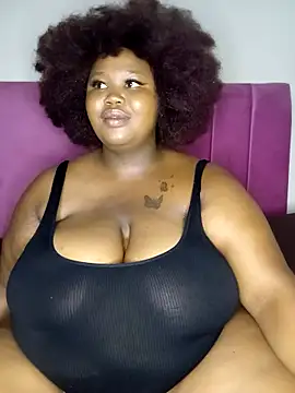 BustyBmw webcam