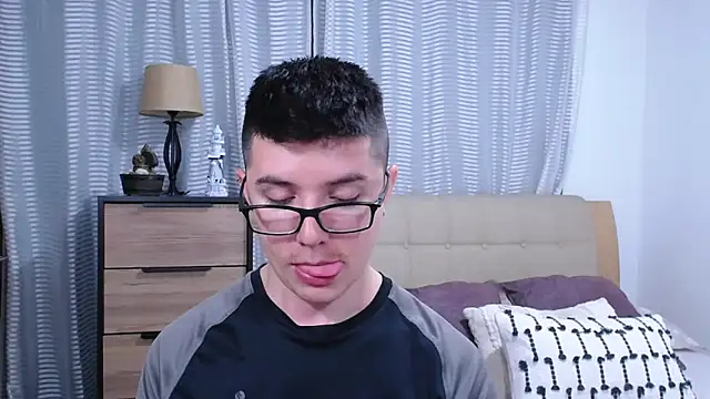 BlackFoXXX69 webcam