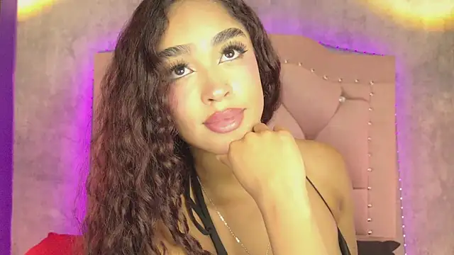 CamilaFlirt webcam