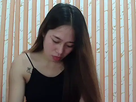 urcherryasian webcam