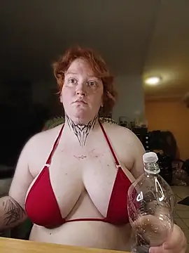 CURVYSAKURA webcam