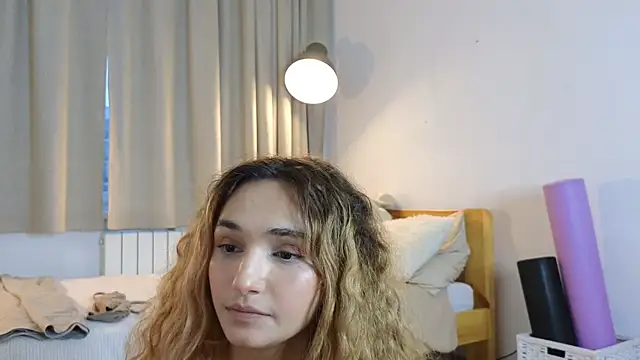 asianperfume live cam on StripChat