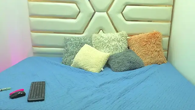 Vanessa_Duarte_ webcam