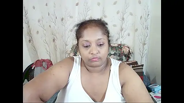 Indiantasha webcam