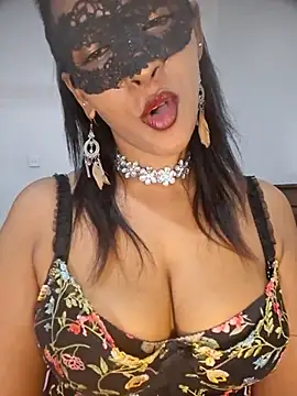 naughtyjaanu webcam