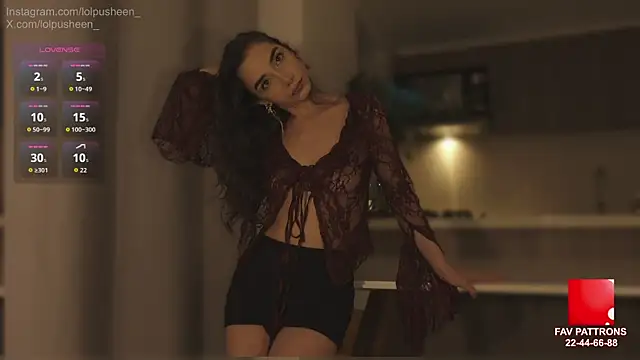 JulietteDee live cam on StripChat