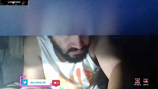 Javi_92 live cam on StripChat