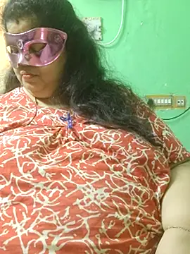 tamilthanushri webcam