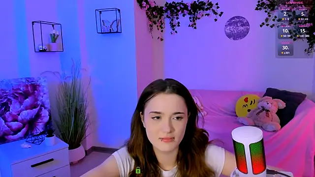 liana_kisses webcam