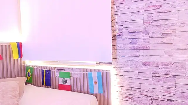 liz_monserrat_1 webcam