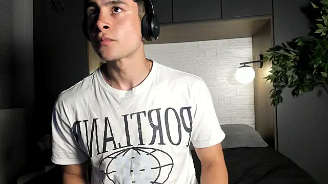 AustinJones_ live cam on StripChat