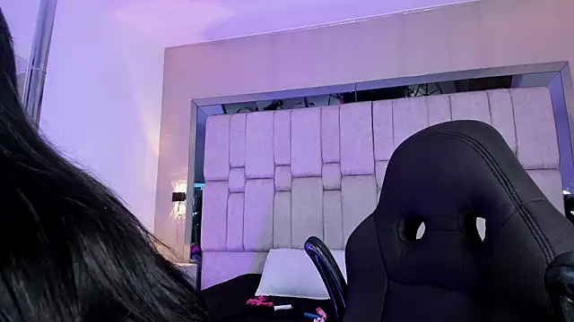 AngelineHeet webcam