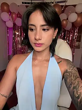 Ale_Lewis webcam