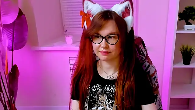 CarolGiggly webcam