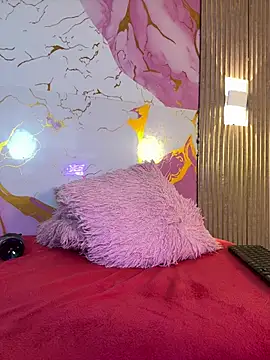 Woo_isDaphne webcam