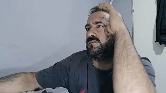 -dark-look- webcam