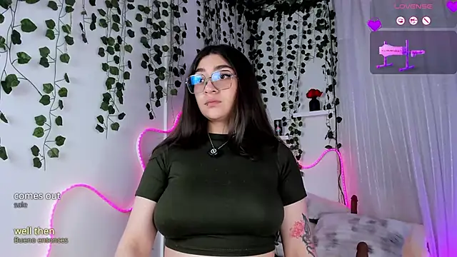 Samii_Evans webcam