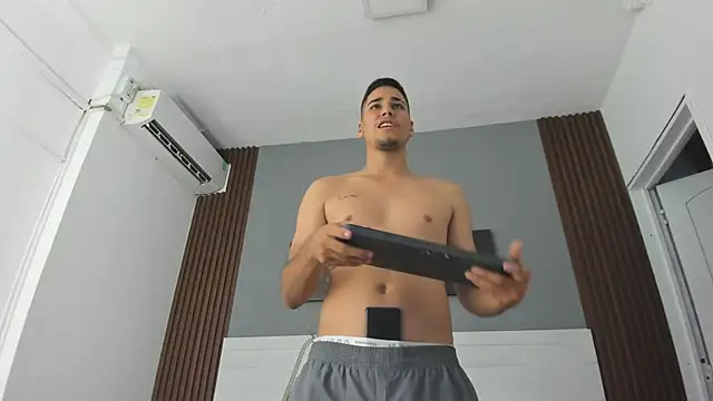 Mauro_boy live sex cam